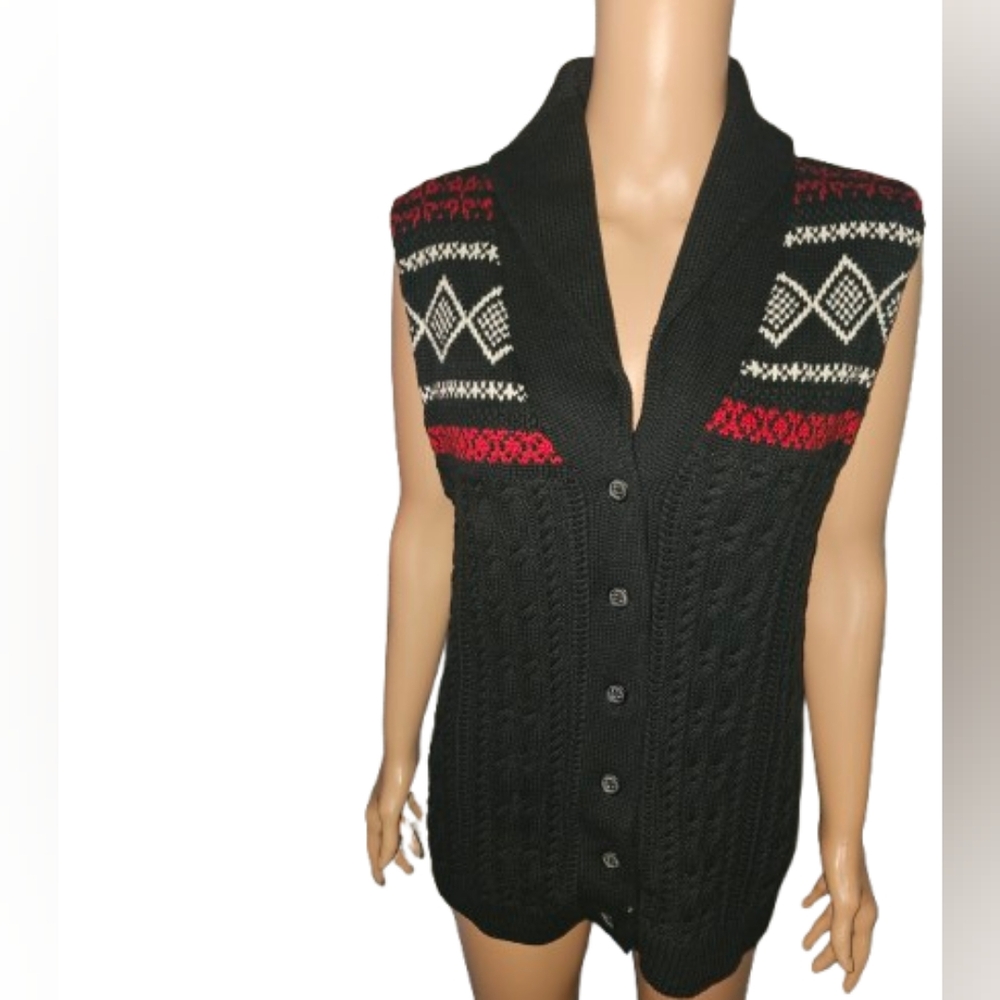 Vintage American Eagle Outfitters Black and Red Patterned Cardigan L